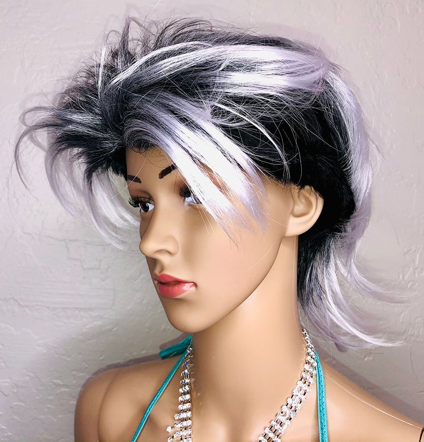 mannequin in black mullet with silver highlights